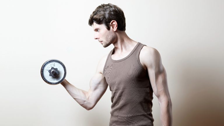 Best Mass Gainer for Skinny Guys: Top 3 Picks for Quick Gains