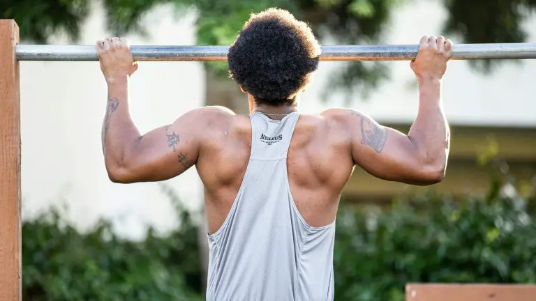 How Many Pull-Ups Should I Do Daily? Let’s Figure it Out…