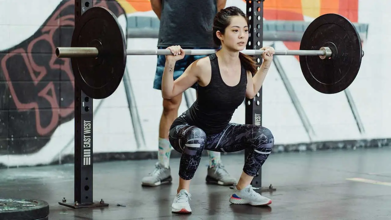 How to Prevent Squat Knee Pop and What to Do If It Happens
